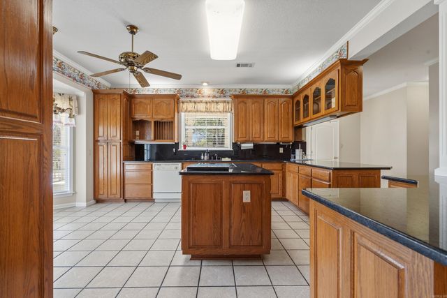 201 Green Willow Lane, Hot Springs, AR 71913