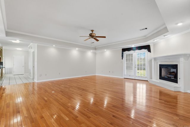 201 Green Willow Lane, Hot Springs, AR 71913