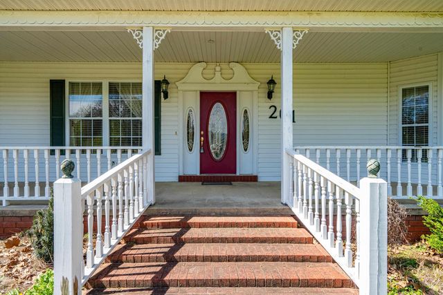 201 Green Willow Lane, Hot Springs, AR 71913