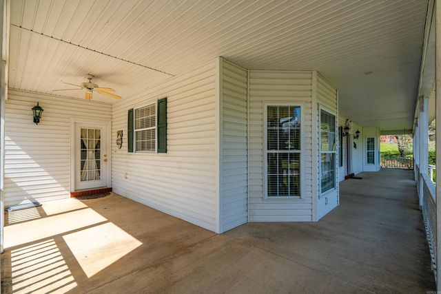 201 Green Willow Lane, Hot Springs, AR 71913