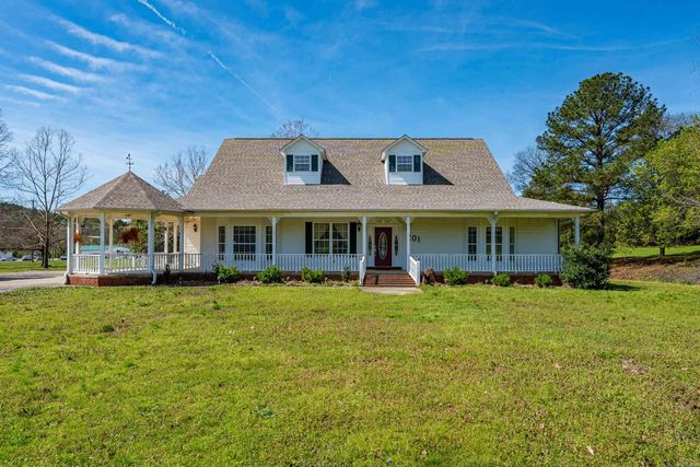 201 Green Willow Lane, Hot Springs, AR 71913