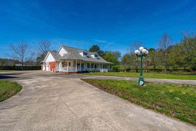 201 Green Willow Lane, Hot Springs, AR 71913