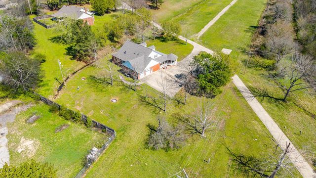 201 Green Willow Lane, Hot Springs, AR 71913