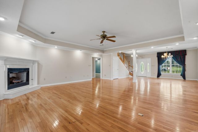 201 Green Willow Lane, Hot Springs, AR 71913