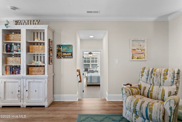 51 W Singing Avenue, Hampstead, NC 28443