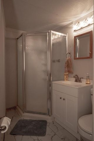 7704 E 50th Terrace, Kansas City, MO 64129