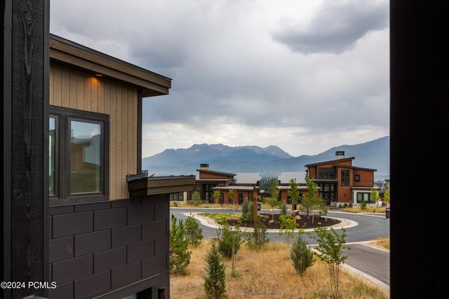 838 N Burro Peak Circle, Heber City, UT 84032