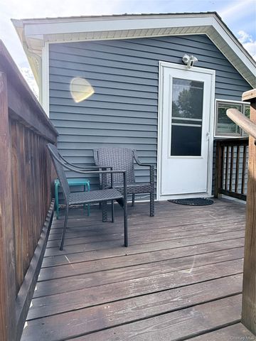 33 Walker Street, Middletown, NY 10963