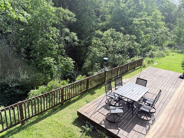 33 Walker Street, Middletown, NY 10963