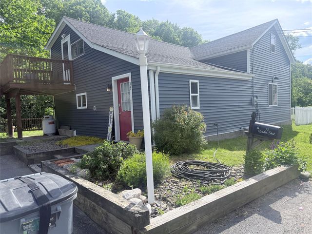 33 Walker Street, Middletown, NY 10963
