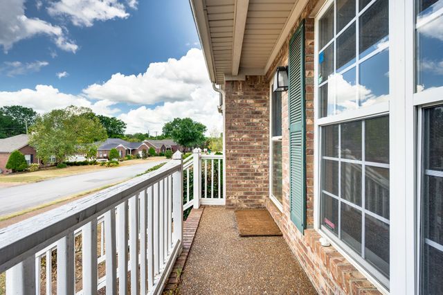 7948 Boone Trce, Nashville, TN 37221