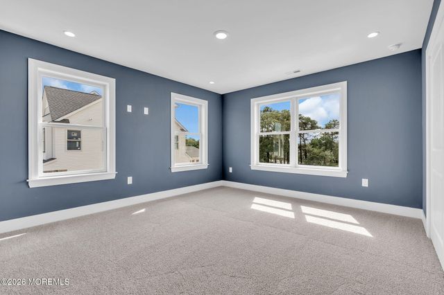301 Reef Court, Forked River, NJ 08731