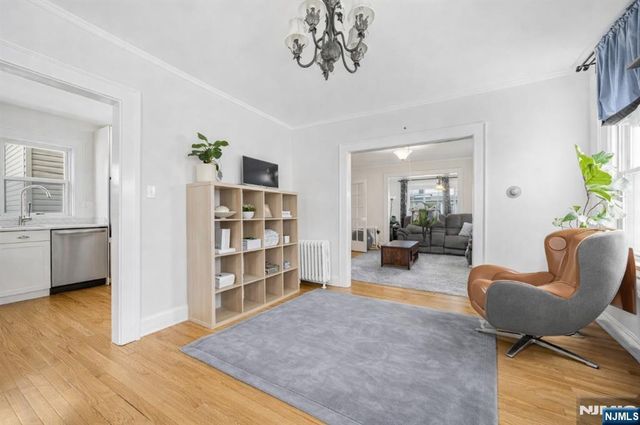 6 Franklin Avenue, Montclair, NJ 07042