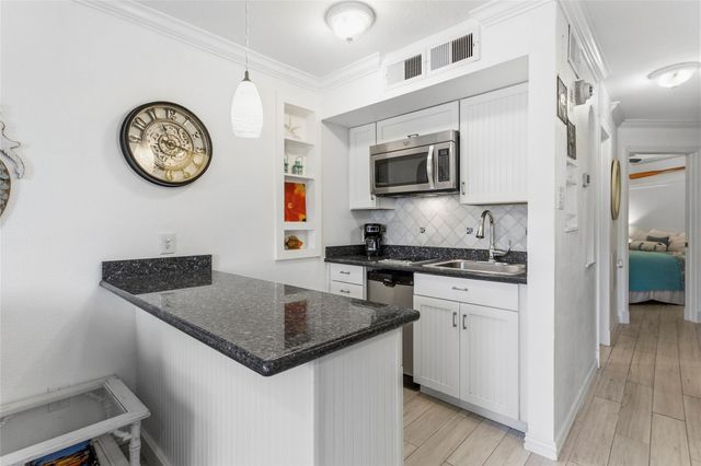 6300 Seawall Boulevard 3105, Galveston, TX 77551