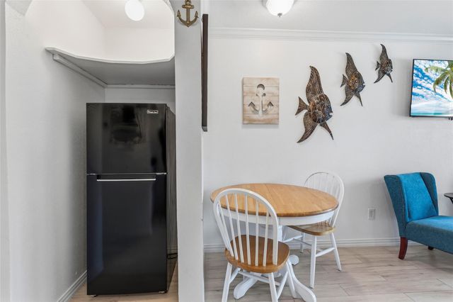 6300 Seawall Boulevard 3105, Galveston, TX 77551