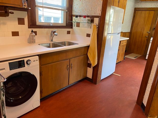 230 West Fifth St 2, Boston, MA 02127