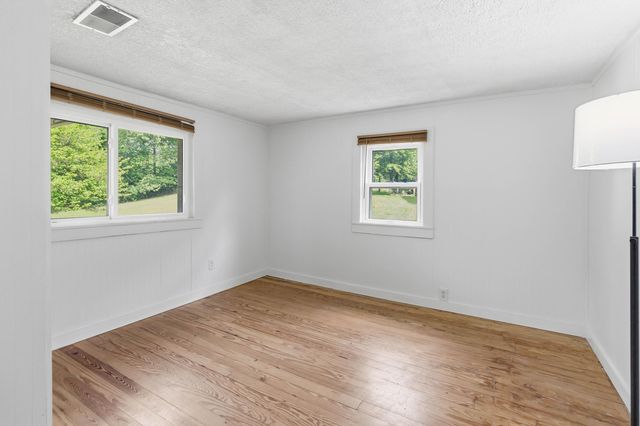 10660 US-27, Waynesburg, KY 40489