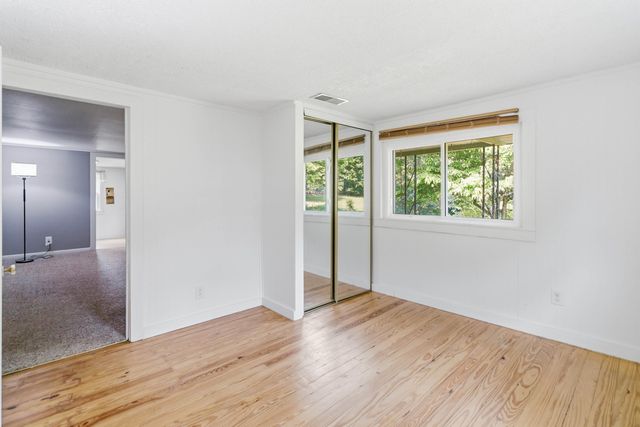 10660 US-27, Waynesburg, KY 40489
