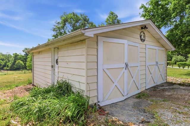 10660 US-27, Waynesburg, KY 40489