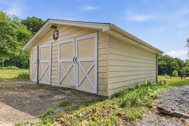 10660 US-27, Waynesburg, KY 40489