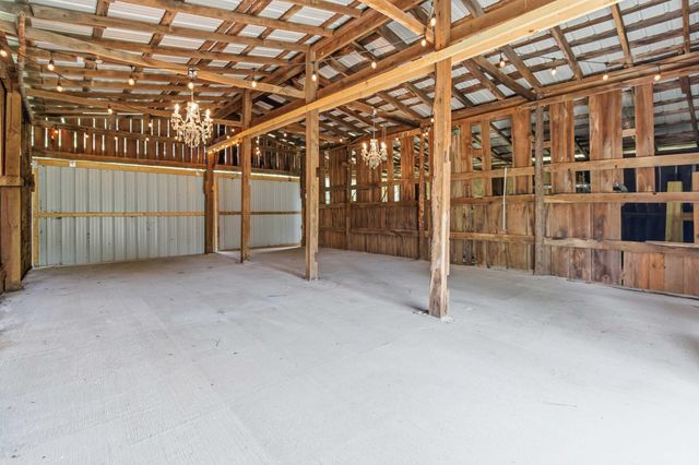 10660 US-27, Waynesburg, KY 40489