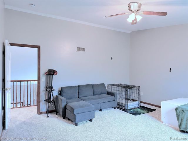 52762 S Weathervane Drive, Chesterfield Township, MI 48047