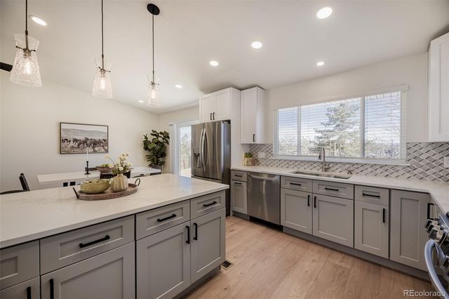 840 S Kline Way, Lakewood, CO 80226