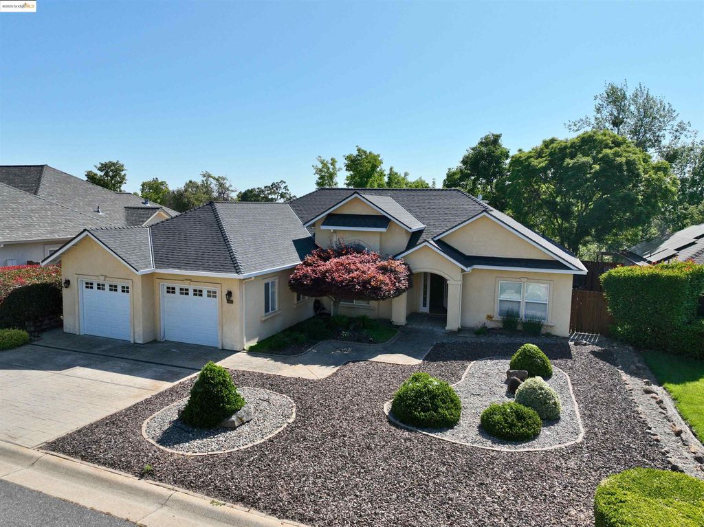 17580 Twin Oak Drive, Jamestown, CA 95327