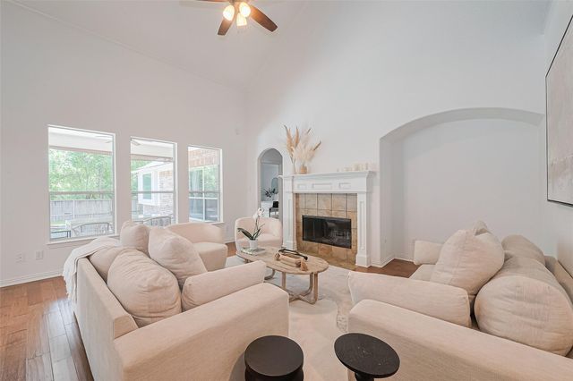157 E Frontera Circle, The Woodlands, TX 77382
