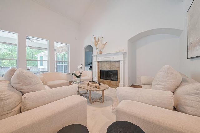 157 E Frontera Circle, The Woodlands, TX 77382