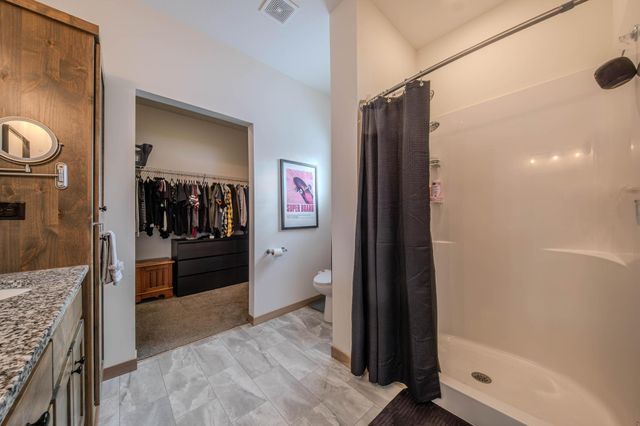 11076 Ulysses Street NE, Blaine, MN 55434