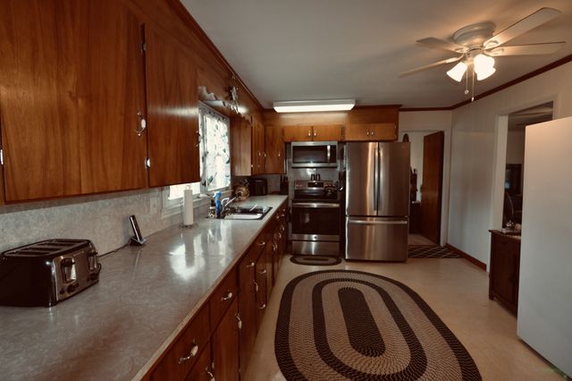 819 Murrey Dr, Pulaski, TN 38478