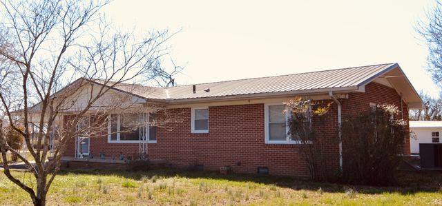 819 Murrey Dr, Pulaski, TN 38478