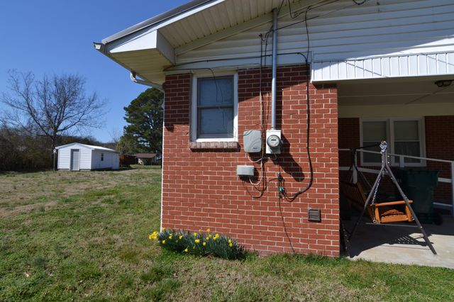 819 Murrey Dr, Pulaski, TN 38478