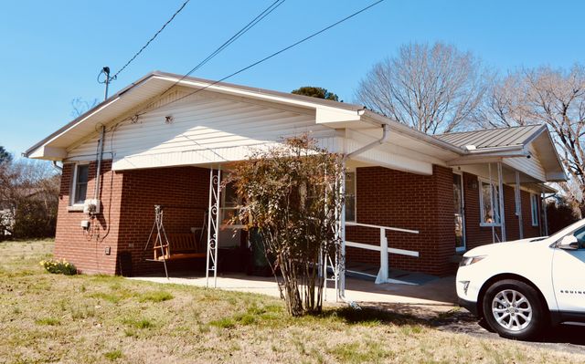 819 Murrey Dr, Pulaski, TN 38478