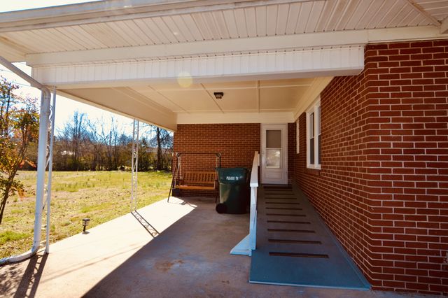 819 Murrey Dr, Pulaski, TN 38478