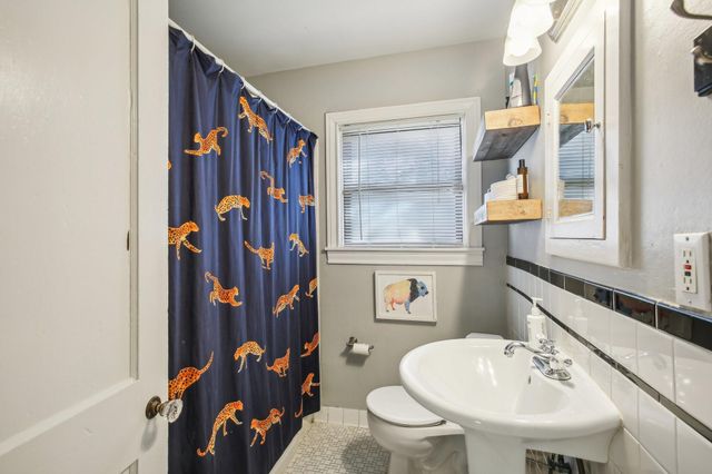 312 Graceland Street, Houston, TX 77009