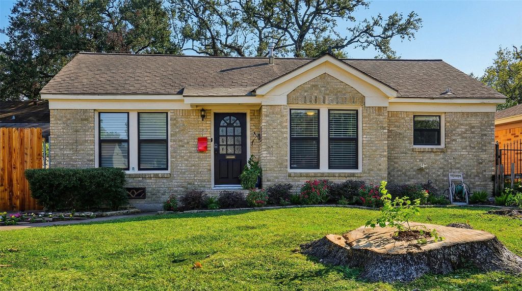 312 Graceland Street, Houston, TX 77009