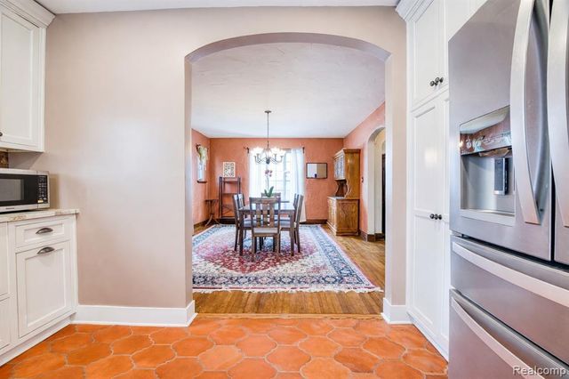 142 Ottawa Drive, Pontiac, MI 48341