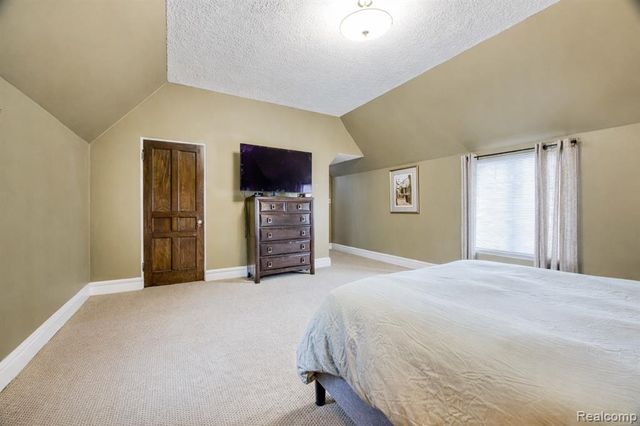 142 Ottawa Drive, Pontiac, MI 48341