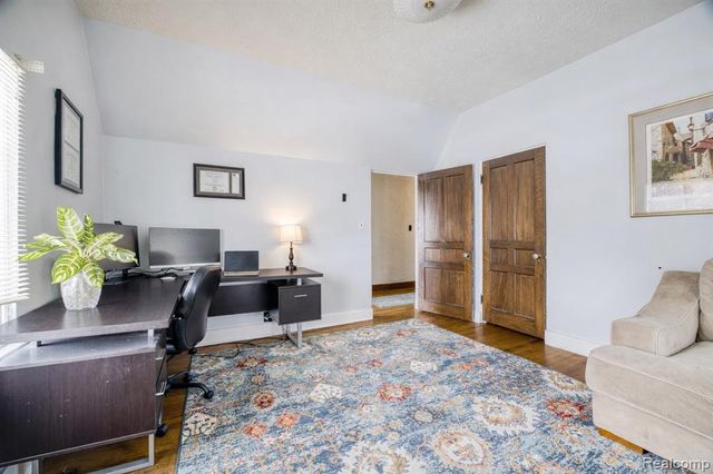 142 Ottawa Drive, Pontiac, MI 48341