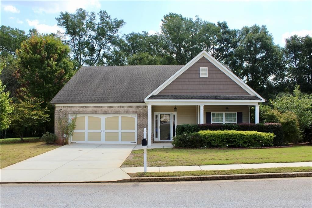 855 Ideal Place, Winder, GA 30680