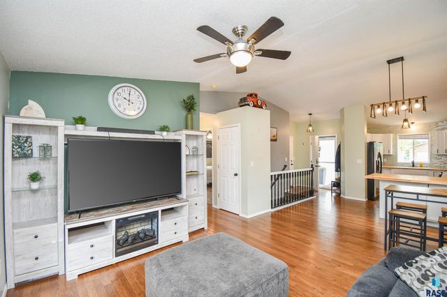 201 S Foss Ave Avenue, Sioux Falls, SD 57110