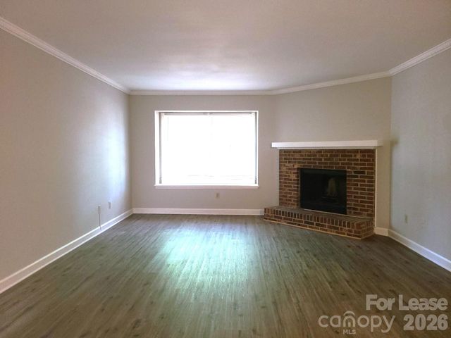 2141 Selwyn Avenue 104, Charlotte, NC 28207