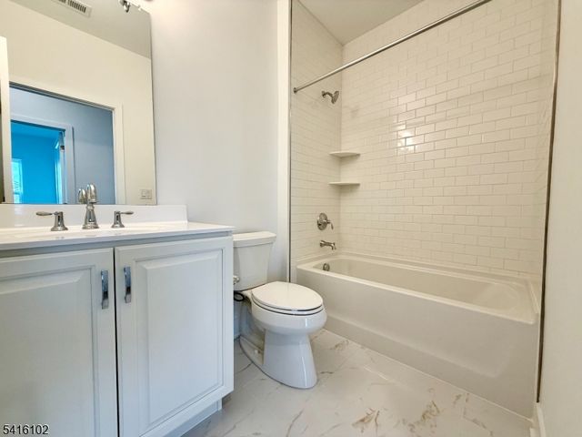 26 Arowana Rd, Randolph Twp., NJ 07869