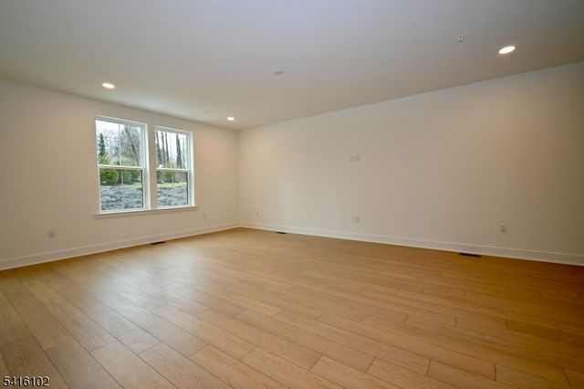 26 Arowana Rd, Randolph Twp., NJ 07869