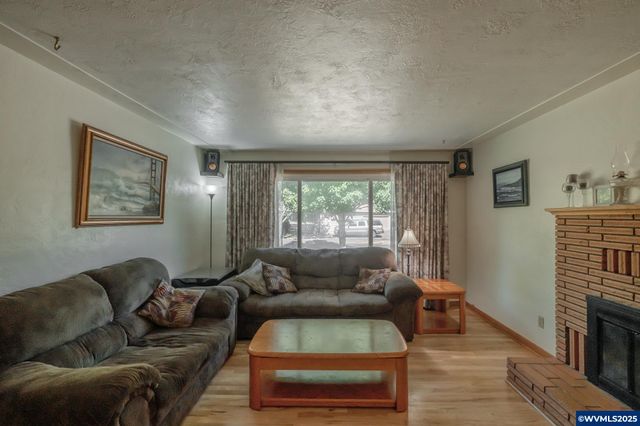 3614 31st Av NE, Salem, OR 97301