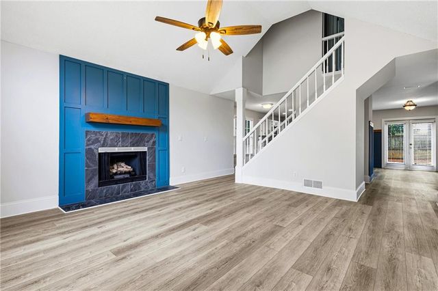 621 Radford Circle, Woodstock, GA 30188