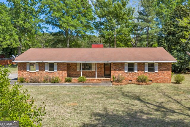 242 Lake Joy Road, Perry, GA 31069