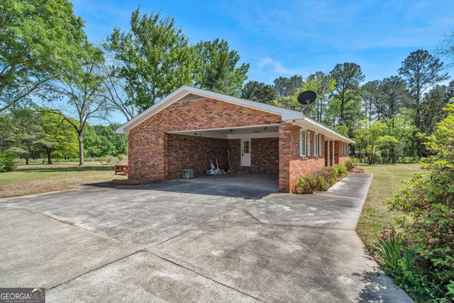242 Lake Joy Road, Perry, GA 31069